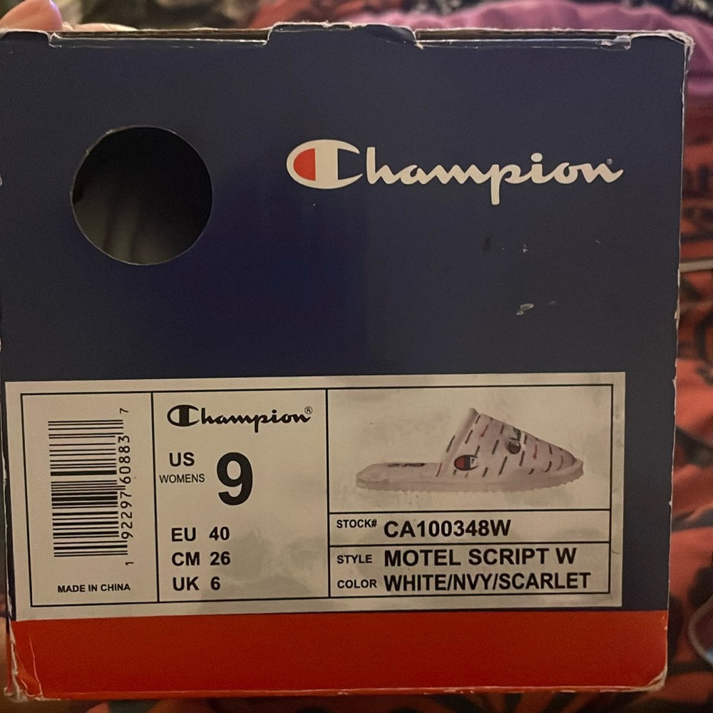 White champion slides never worn
